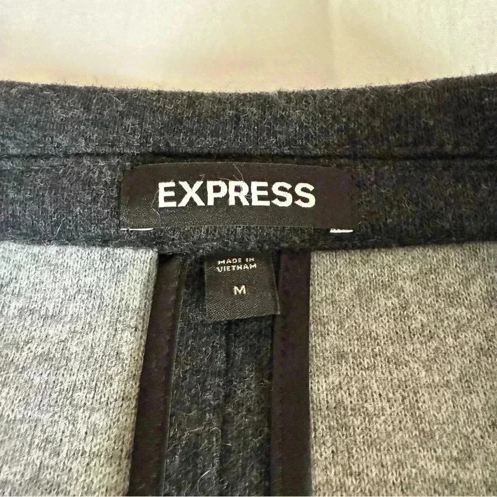 NWOT Express Men’s Slim Blazer Jacket Wool Blend Size Medium Casual Business - Picture 2 of 9